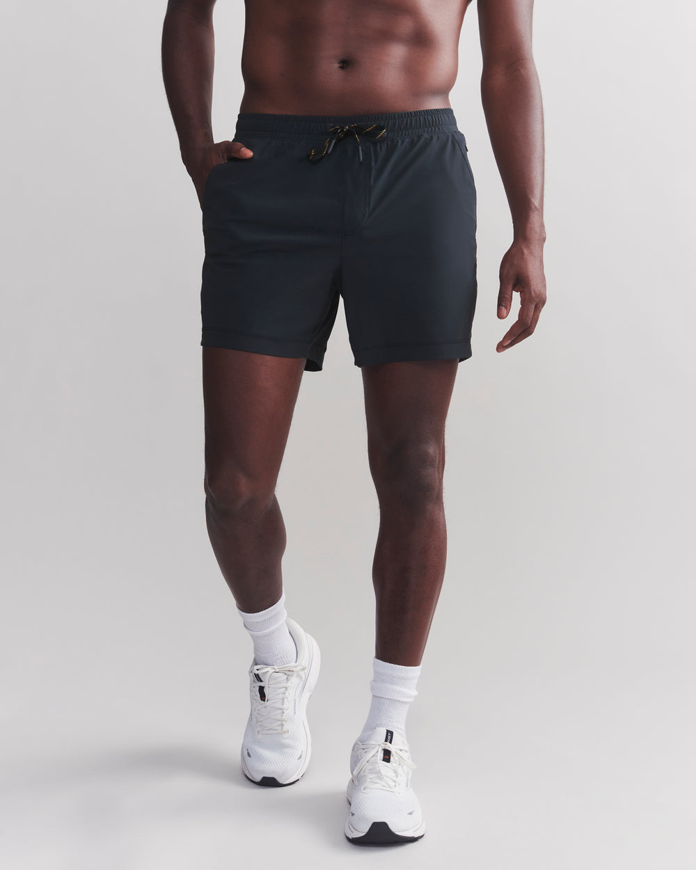 5" Pursuit Short - Lined - US 6730