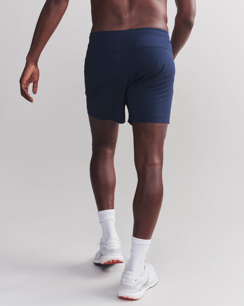 Pursuit Short - Unlined - 5" - US 6086