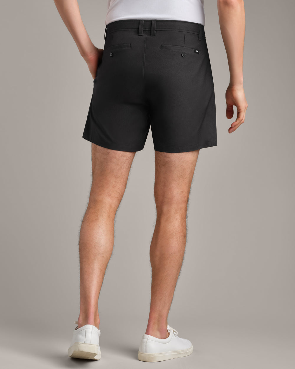 Nomad Tech Chino Short - 7" - US 9849