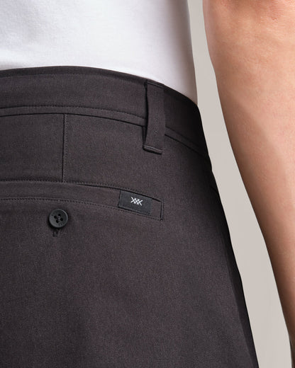 Nomad Tech Chino Short - 7" - US 9849