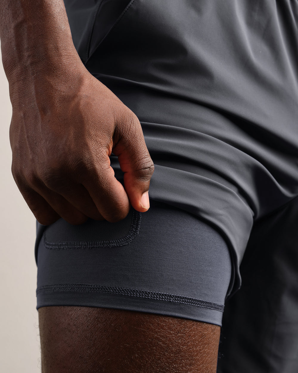 9" Pursuit Short - Lined - US 4489