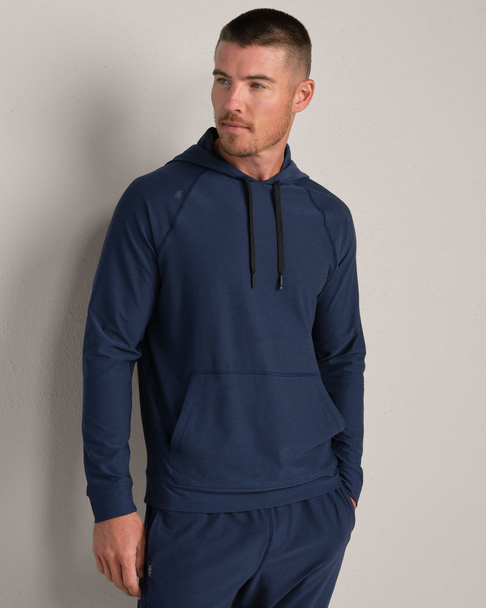 Atmosphere Midweight Hoodie - US 6915