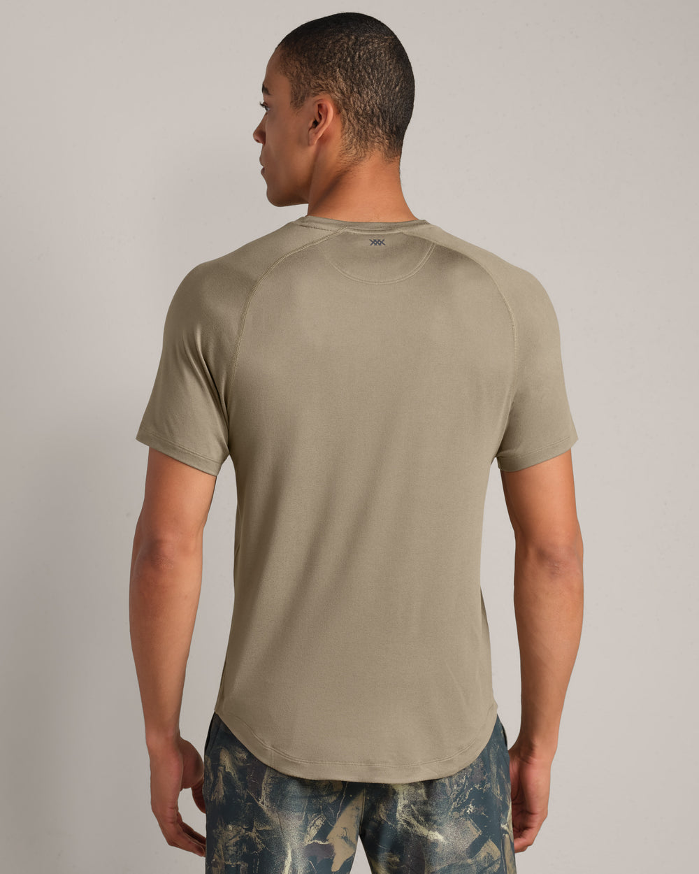 Atmosphere Tee - US 4318