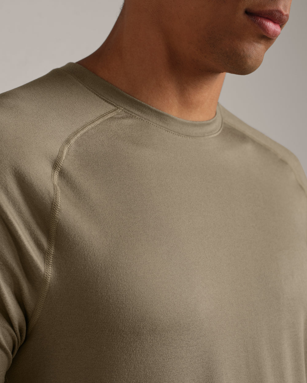 Atmosphere Tee - US 4318
