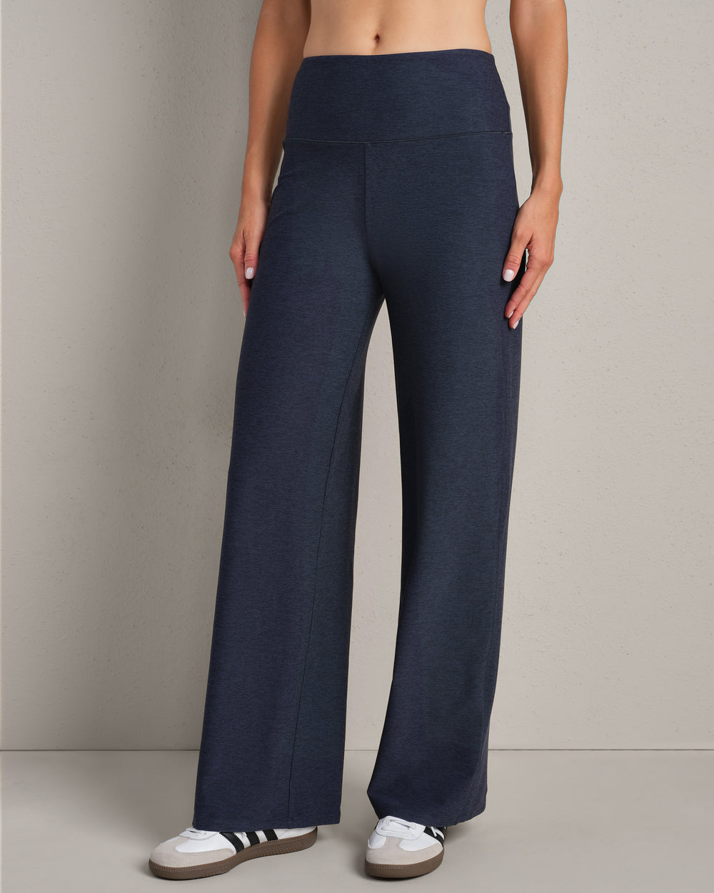 Atmosphere Wide Leg Pant - US 6628