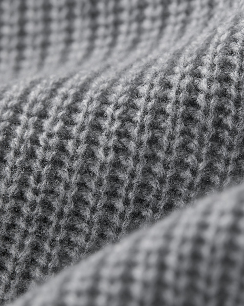 Beacon Cashmere Blend Mock Neck Sweater - US 6598
