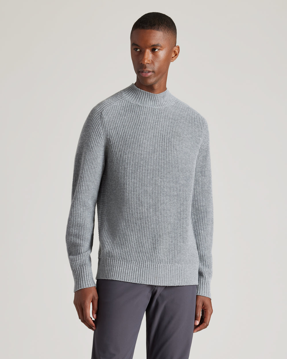 Beacon Cashmere Blend Mock Neck Sweater - US 6598