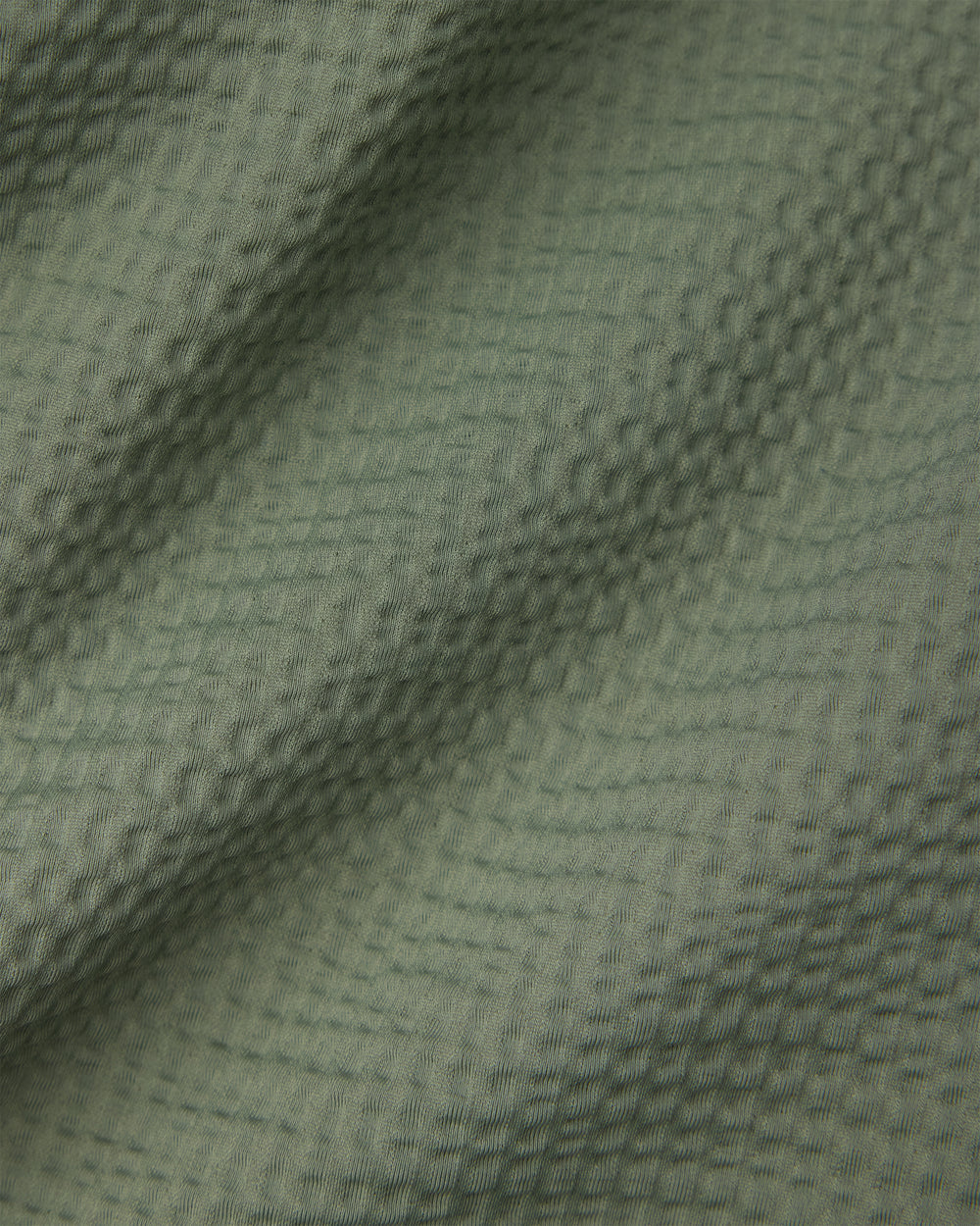 Commuter® Seersucker Short Sleeve Button Down - US 7087