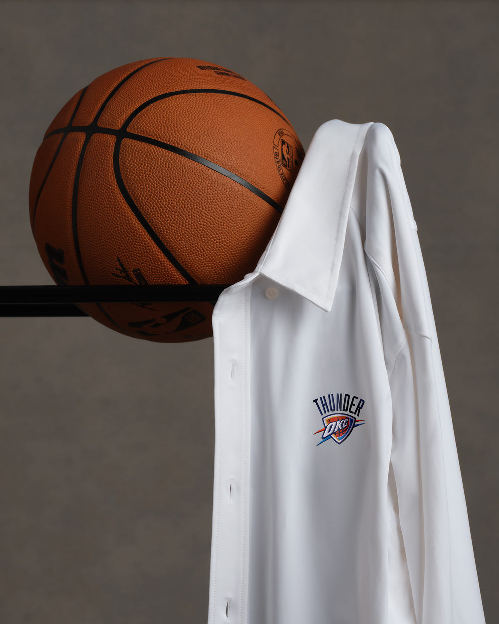 Oklahoma City Thunder NBA Commuter® Shirt - US 8614