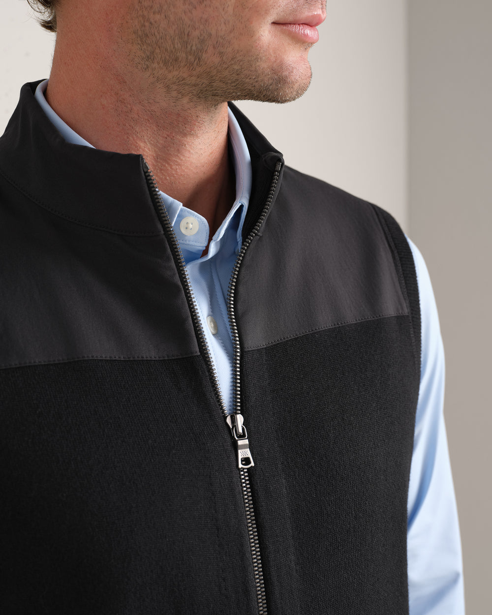 Commuter® Sweater Vest - US 0193