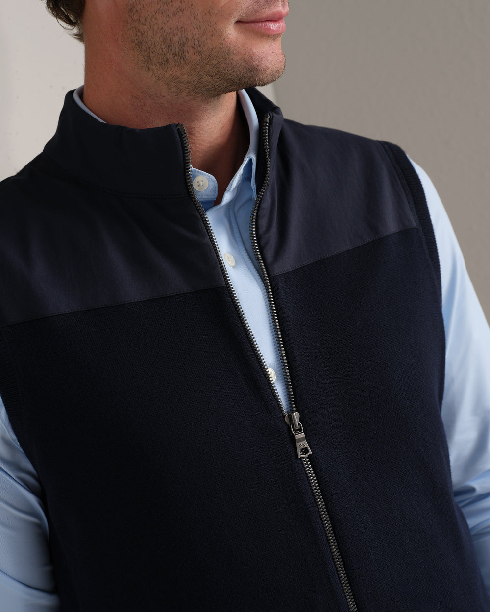 Commuter® Sweater Vest - US 3057