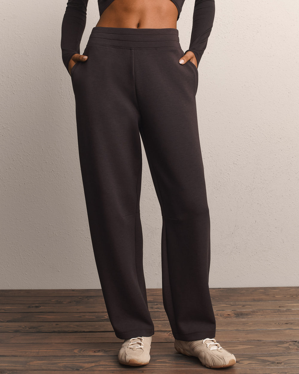 DreamGlow® Barrel Leg Pant - US 8513
