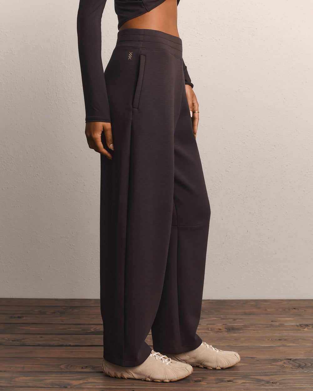 DreamGlow® Barrel Leg Pant - US 8513