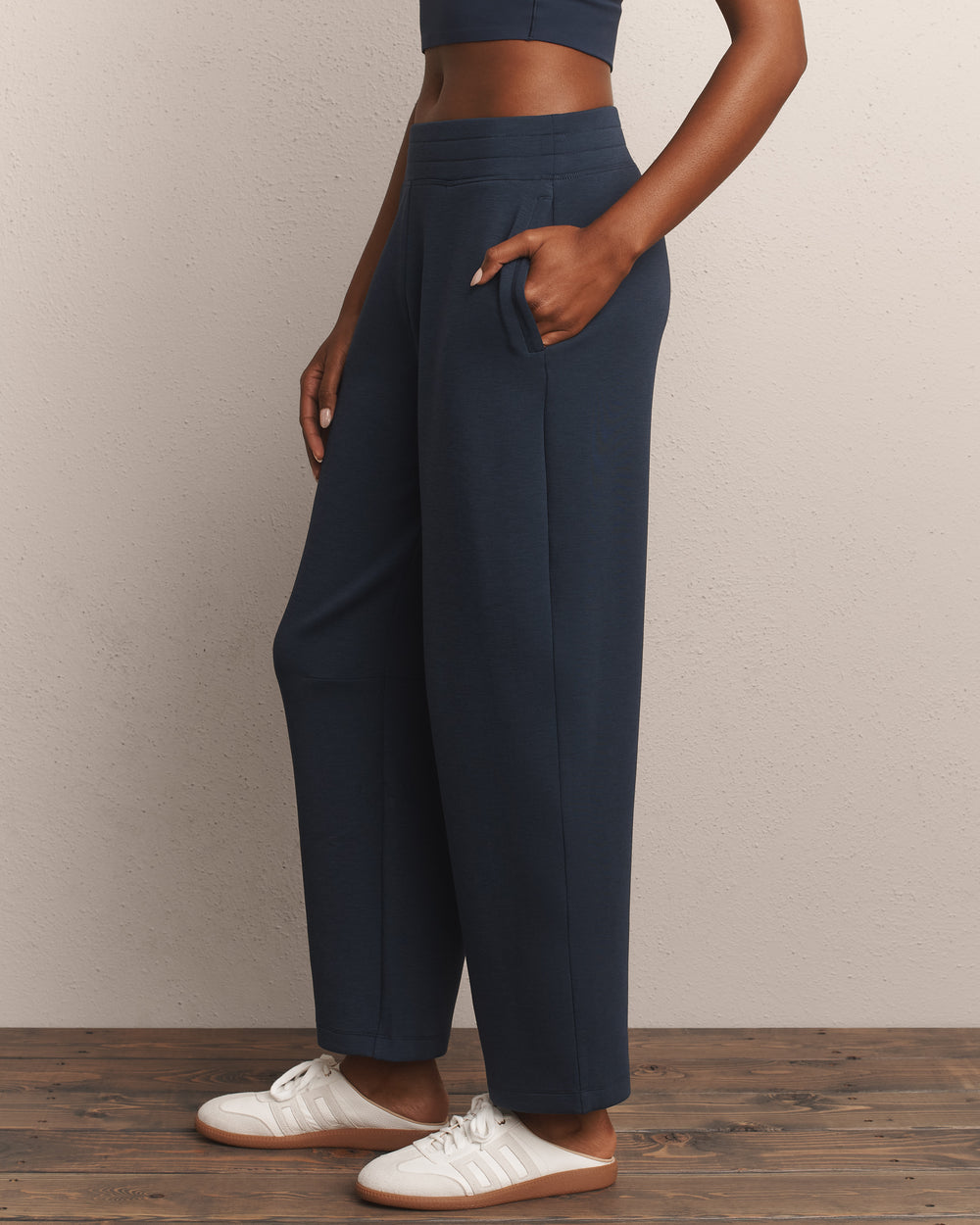 DreamGlow® Barrel Leg Pant - US 3460