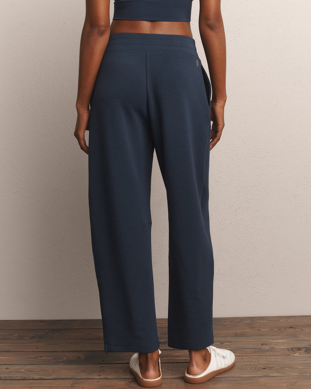 DreamGlow® Barrel Leg Pant - US 3460