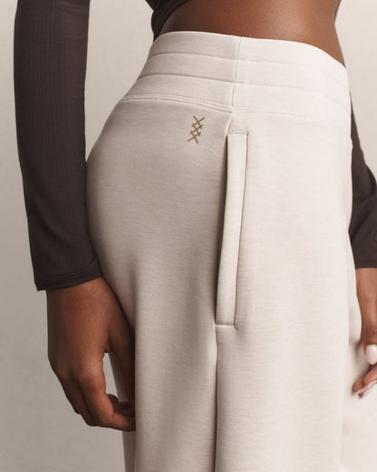 DreamGlow® Barrel Leg Pant - US 2885