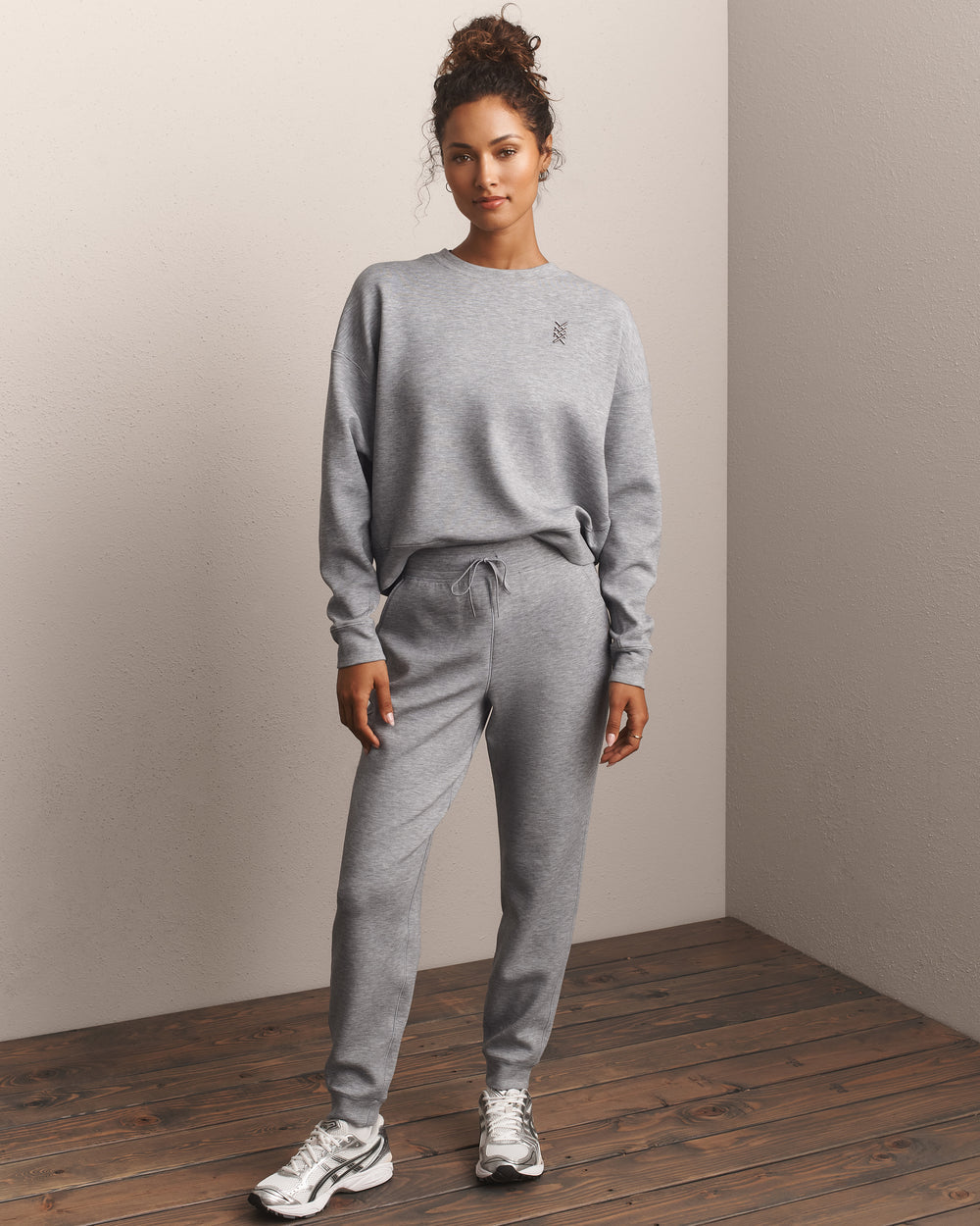 DreamGlow® Crew Neck - US 7475