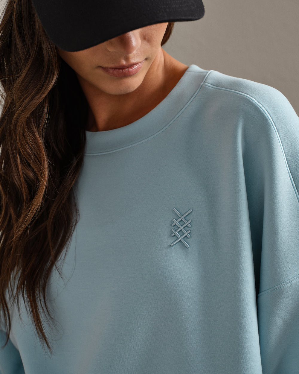 DreamGlow® Crew Neck - US 2652