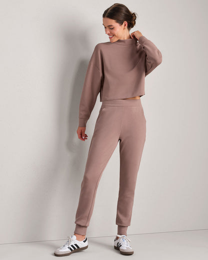 DreamGlow® Cropped Mock Neck - US 4302