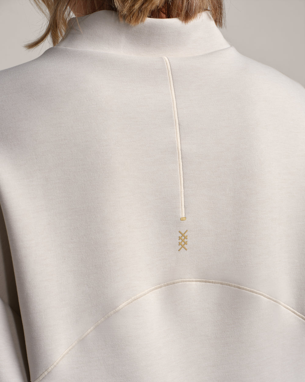 DreamGlow® Cropped Mock Neck - US 4249