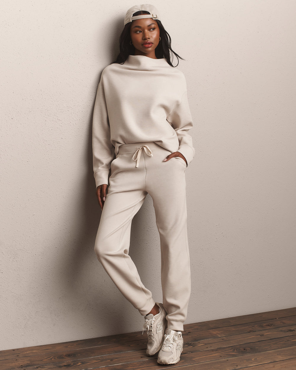 DreamGlow® Easy Pullover - US 6609