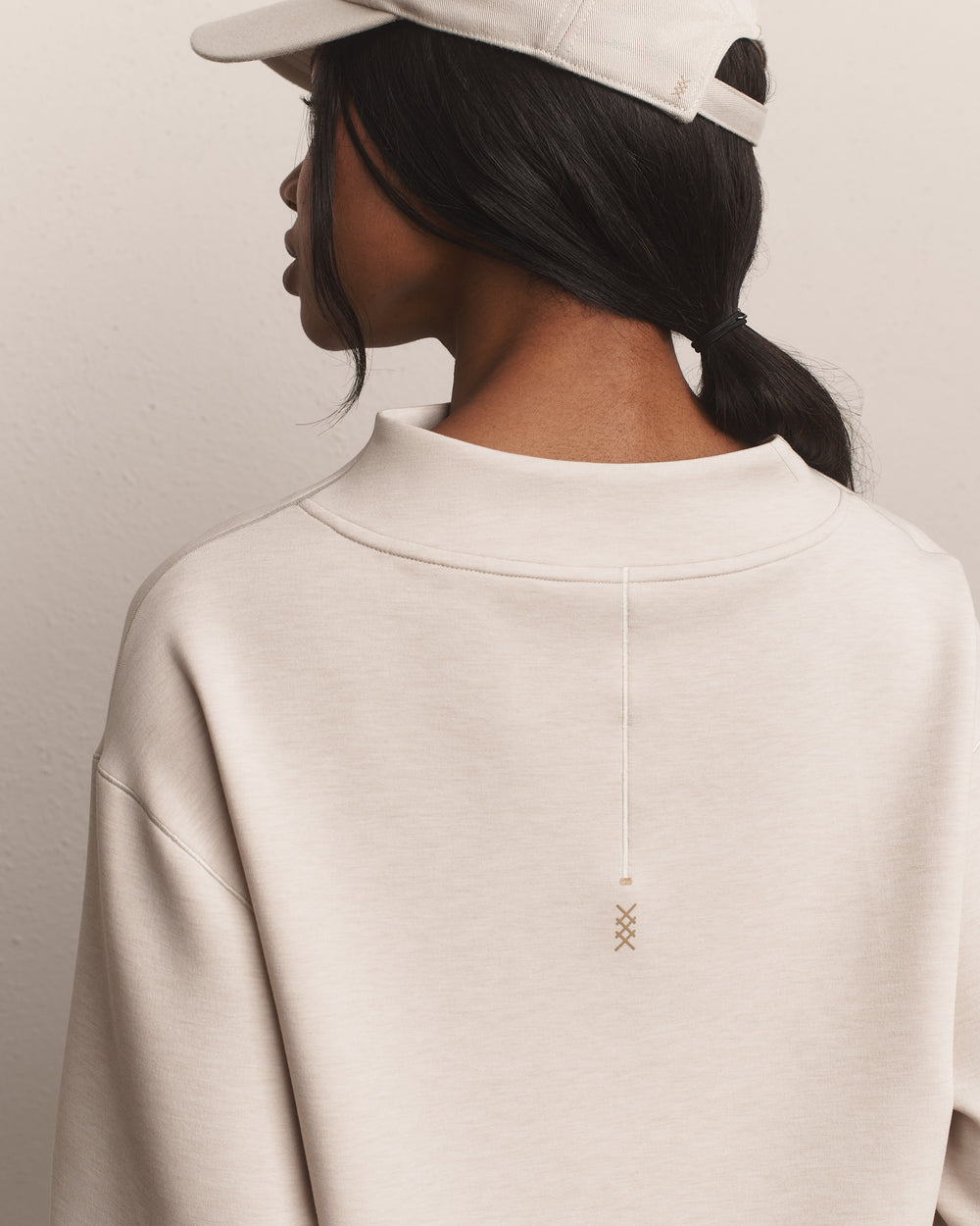 DreamGlow® Easy Pullover - US 6609