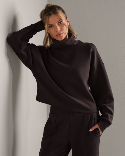 DreamGlow® Mock Neck - US 3840