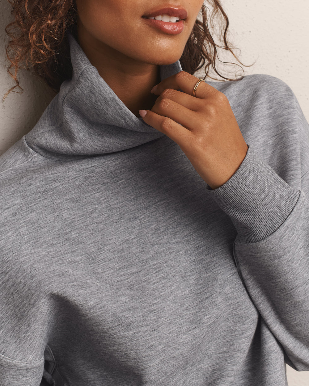 DreamGlow® Mock Neck - US 4343