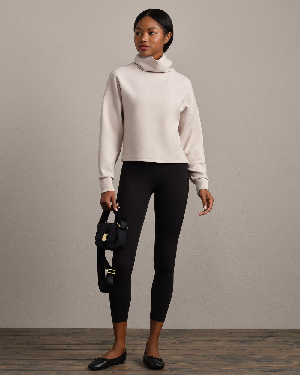 DreamGlow® Mock Neck - US 4464