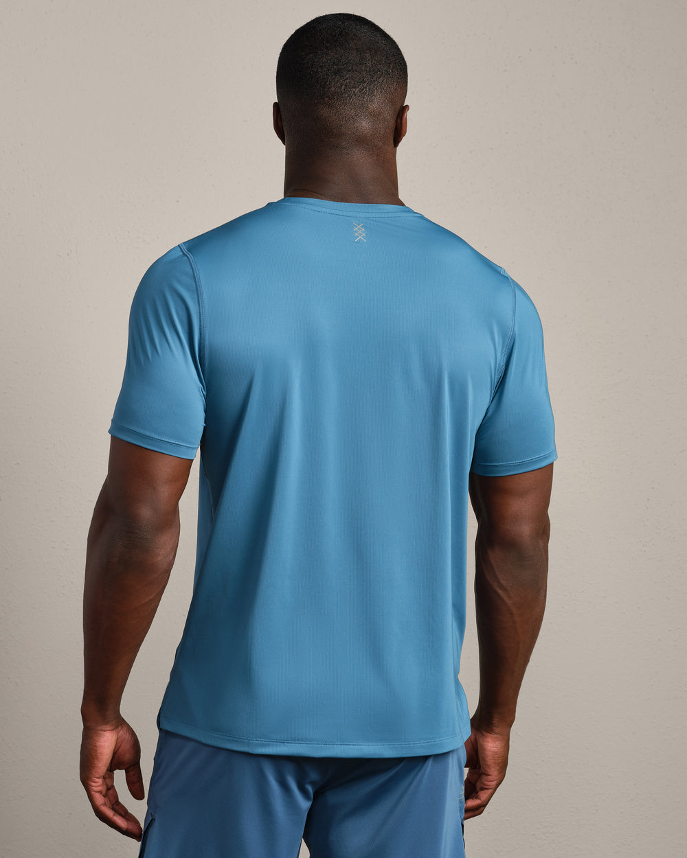 Endure Tee - US 5304