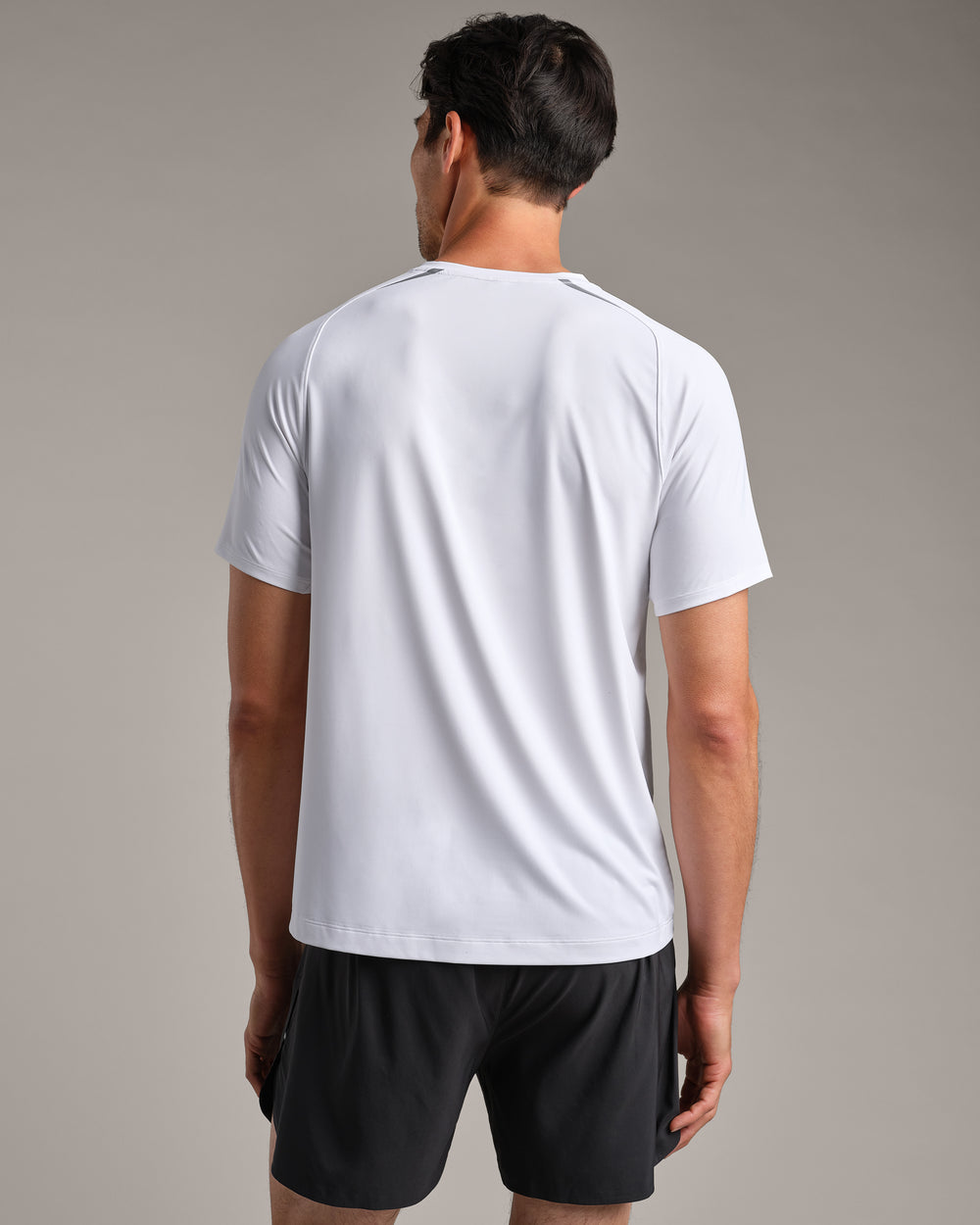 Extra Mile Air Tee - US 3752
