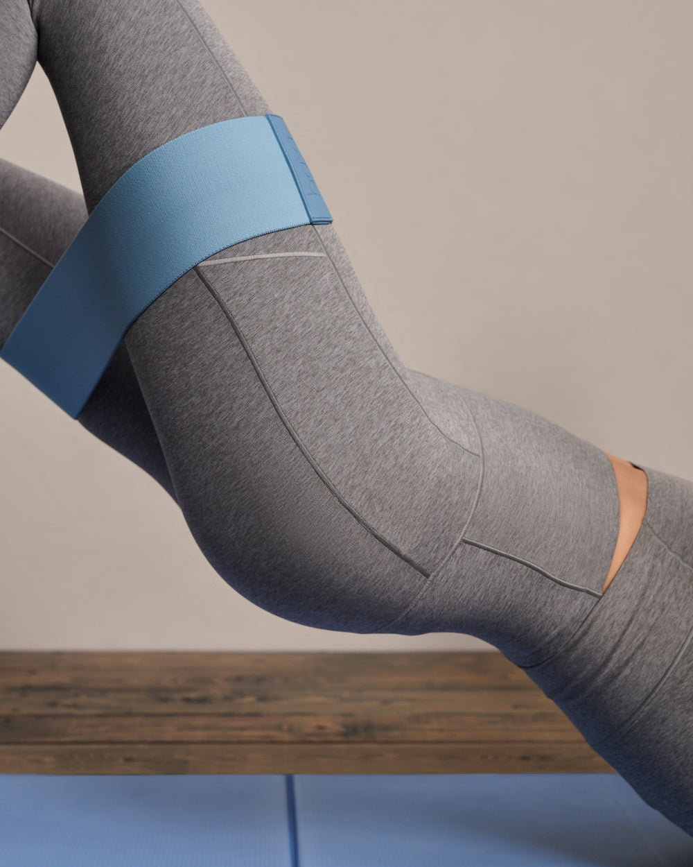 Revive™ 7/8 Pocket Legging - US 0881