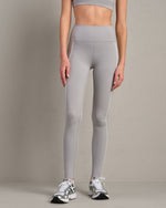 Heather Revive™ Contrast 7/8 Pocket Legging - US 7230