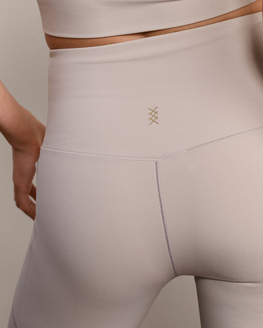 Revive™ 7/8 Pocket Legging - US 5734