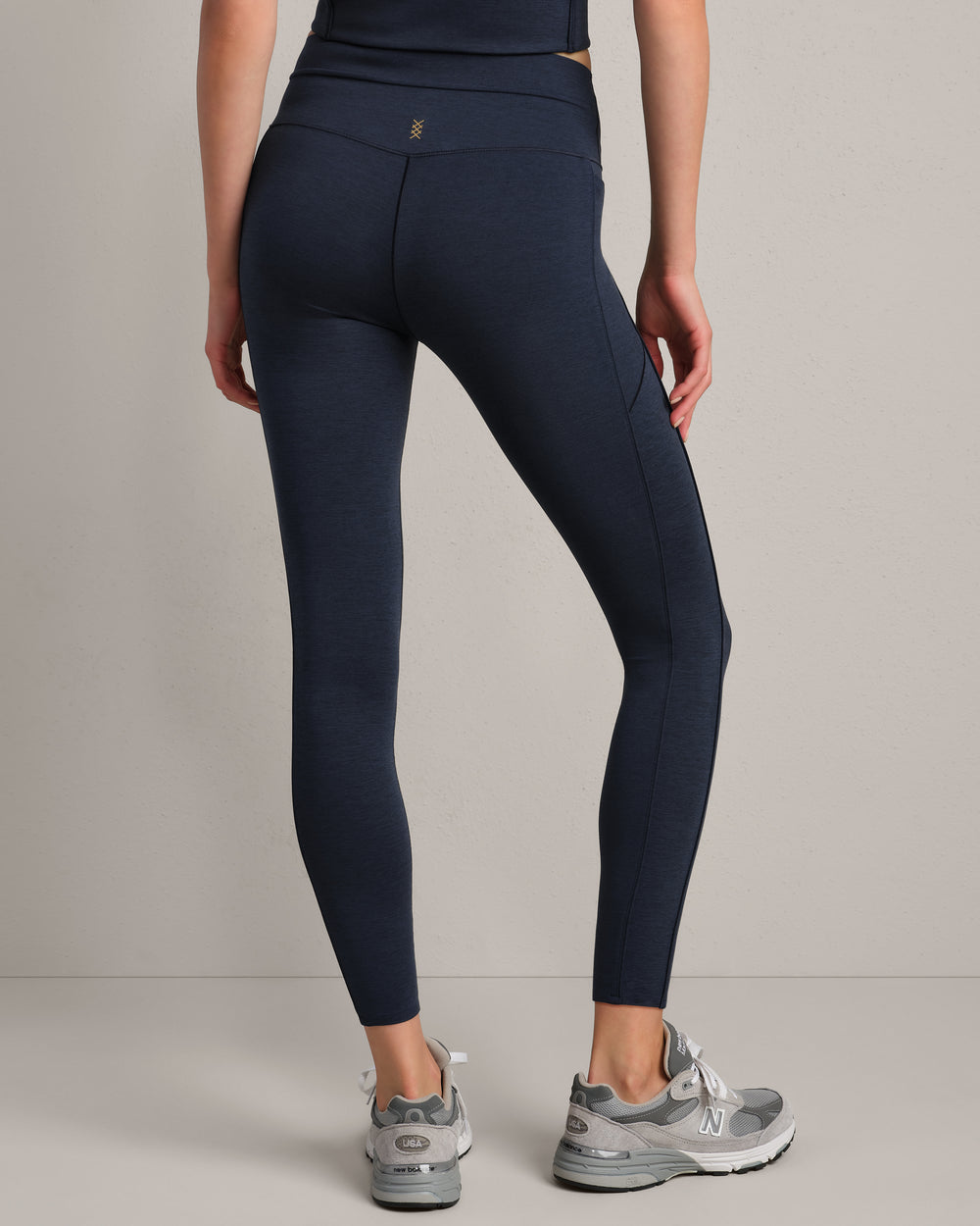 Heather Revive™ Pocket Legging - US 0254