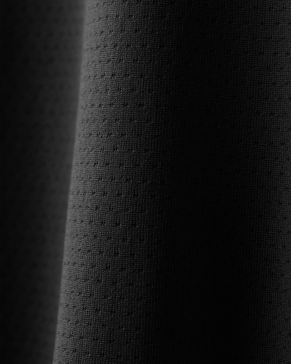 Invictus Training Long Sleeve Tee V2 - US 0637