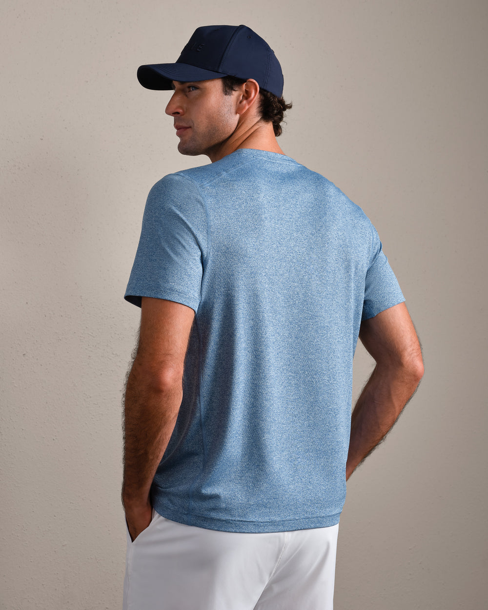 Invictus Training Tee V2 - US 4981