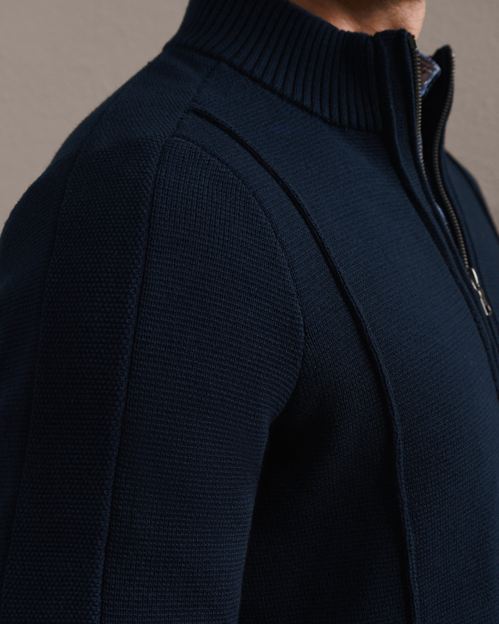 Milano Full Zip Sweater - US 8639
