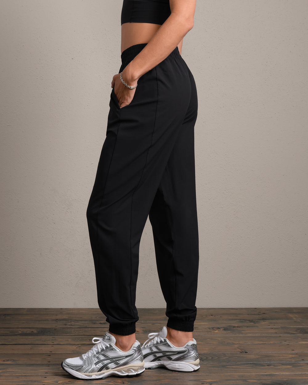Mirage Jogger - US 8137