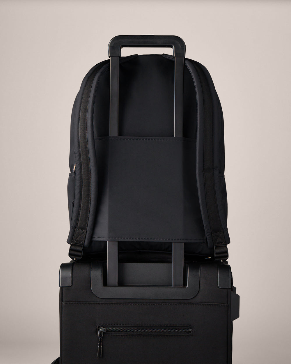 On The Daily Backpack - US 6029