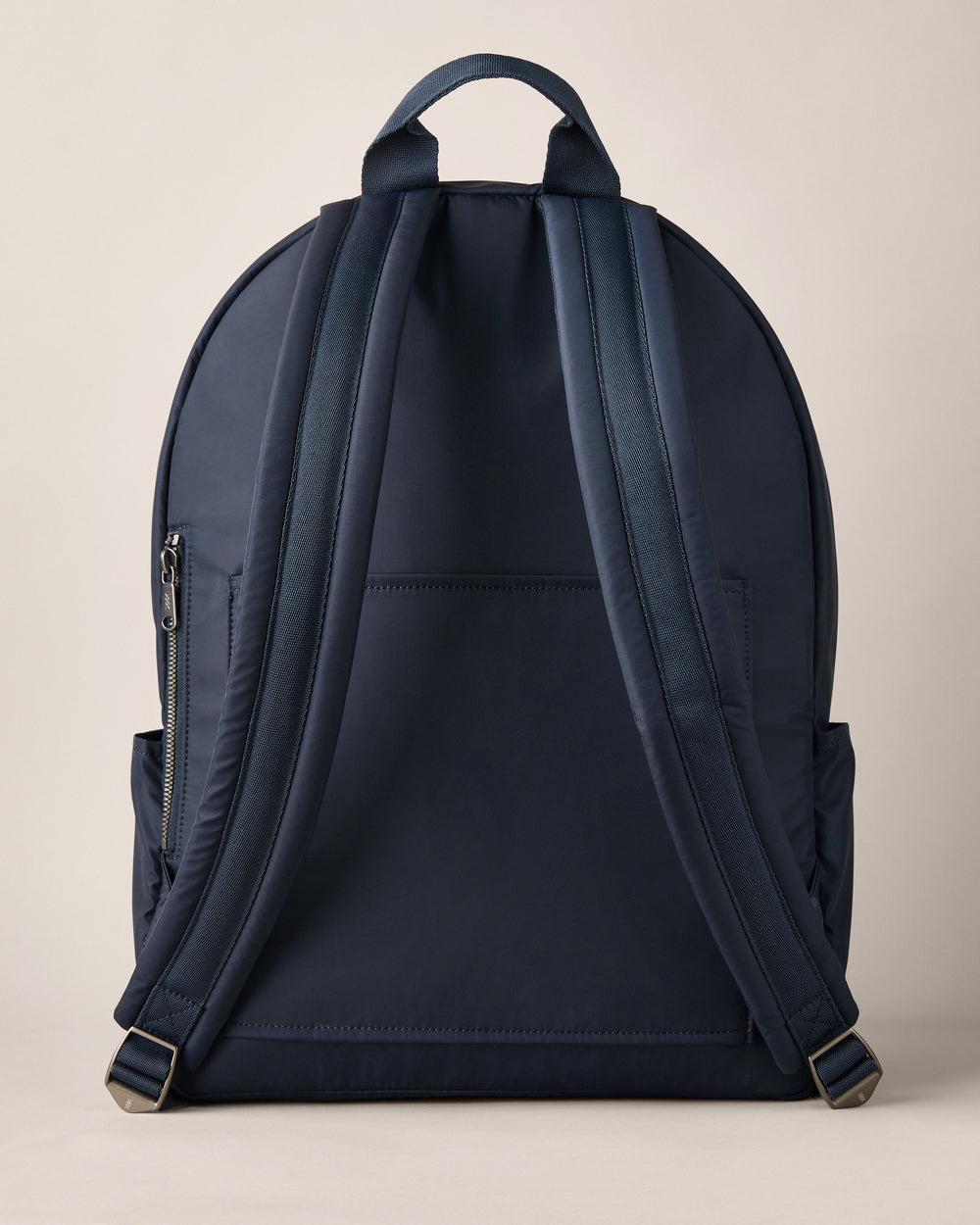 On The Daily Backpack - US 9074