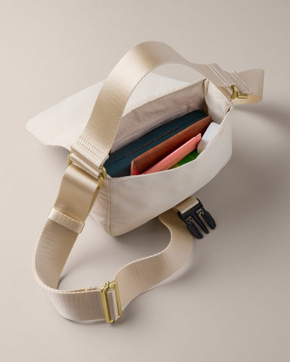 On The Daily Crossbody Bag - US 3788