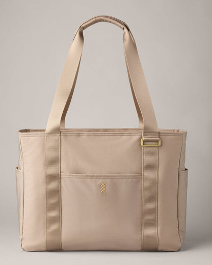On The Daily Tote - US 7803