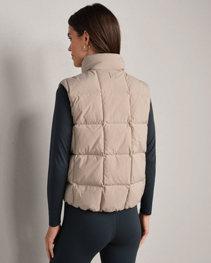 Powder Puffer™™ Down Vest - US 8909
