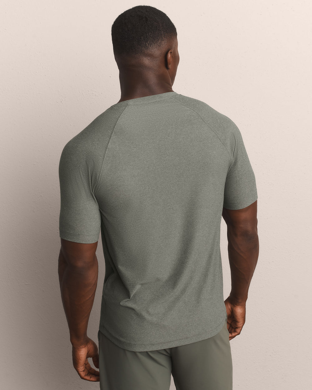 Reign Tee - US 6436