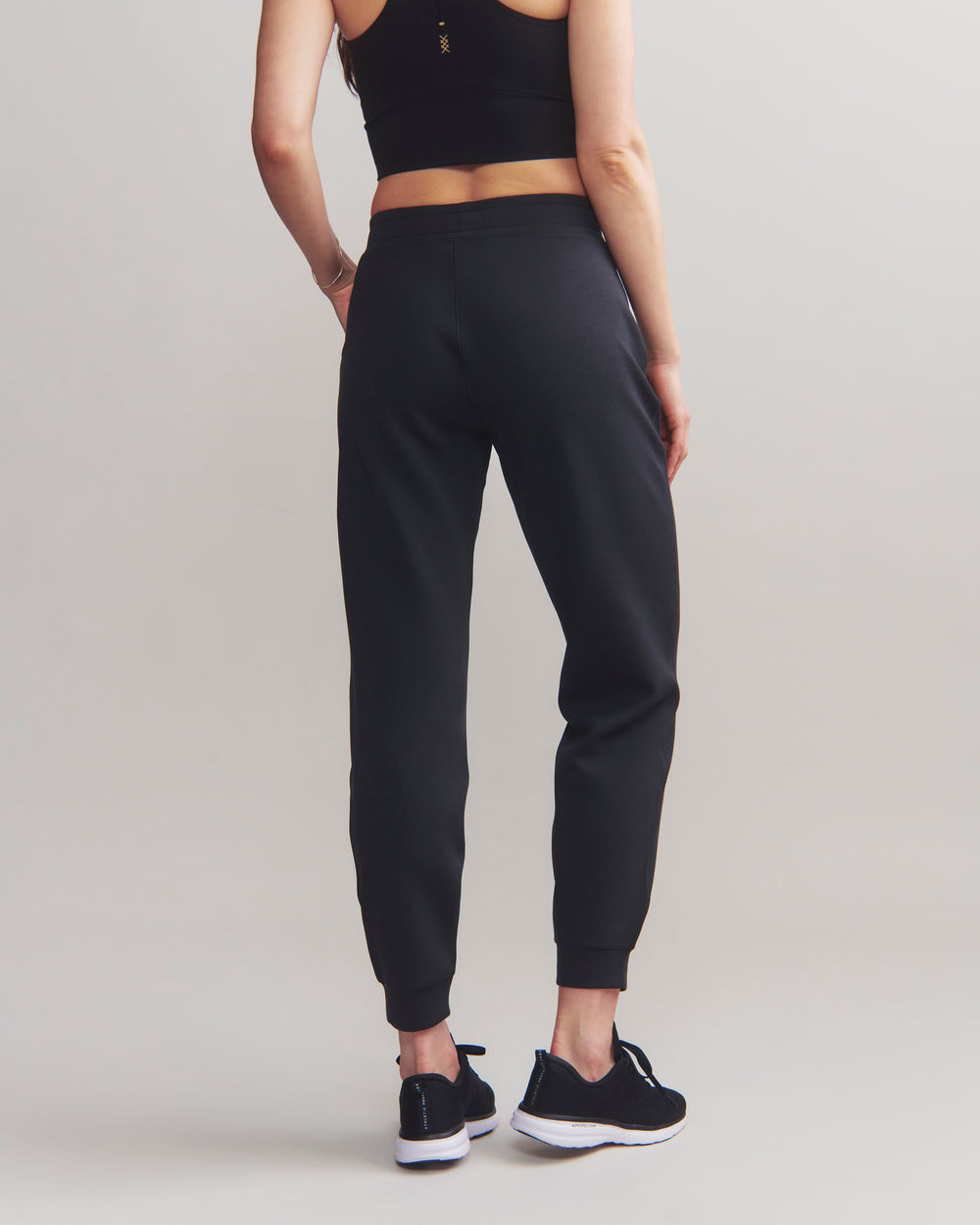 DreamGlow® Jogger - US 8057
