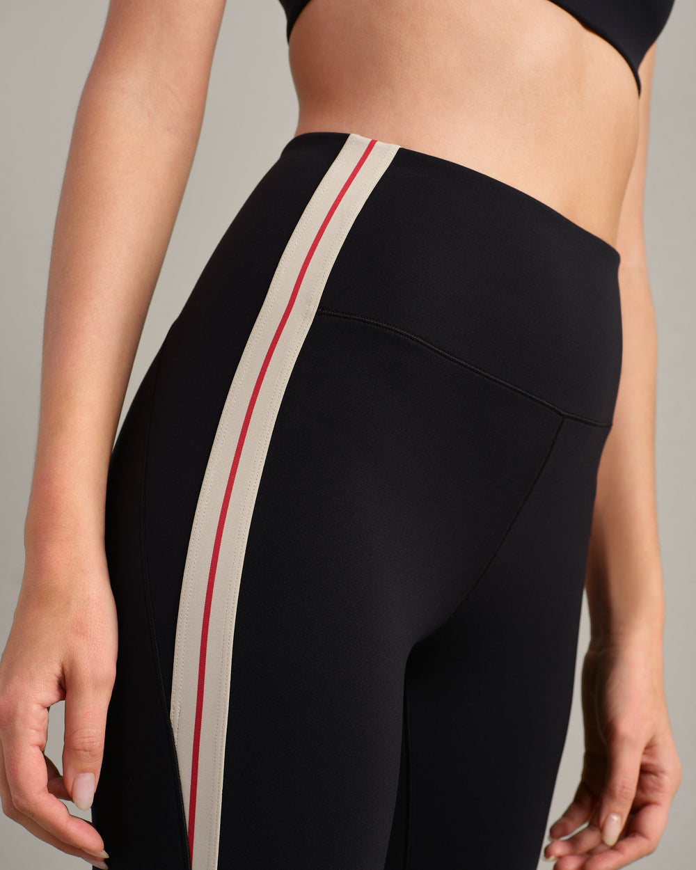 Retro Revive™ Legging - US 8621