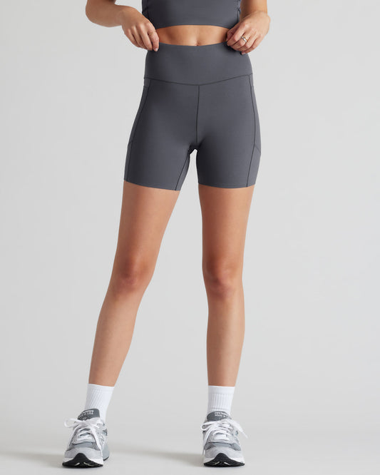 Revive™ Short - 6" - US 7403