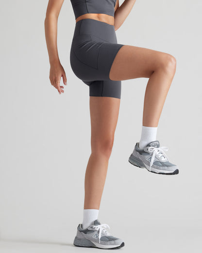 Revive™ Short - 6" - US 7403