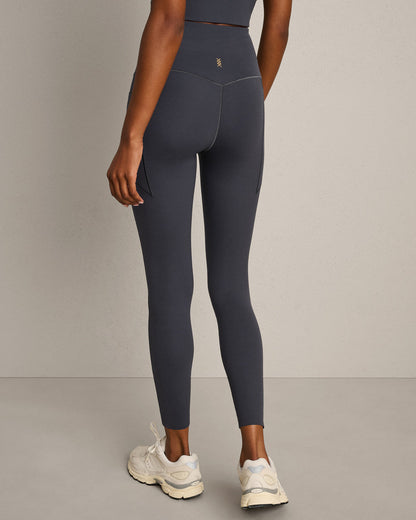 Revive™ 7/8 Pocket Legging - US 2002
